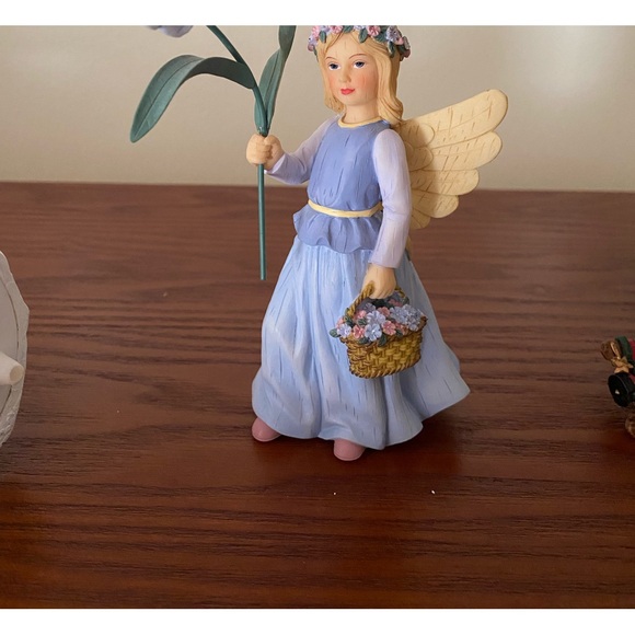 EUC Forget me not wildflower angel figurine. - Picture 1 of 3